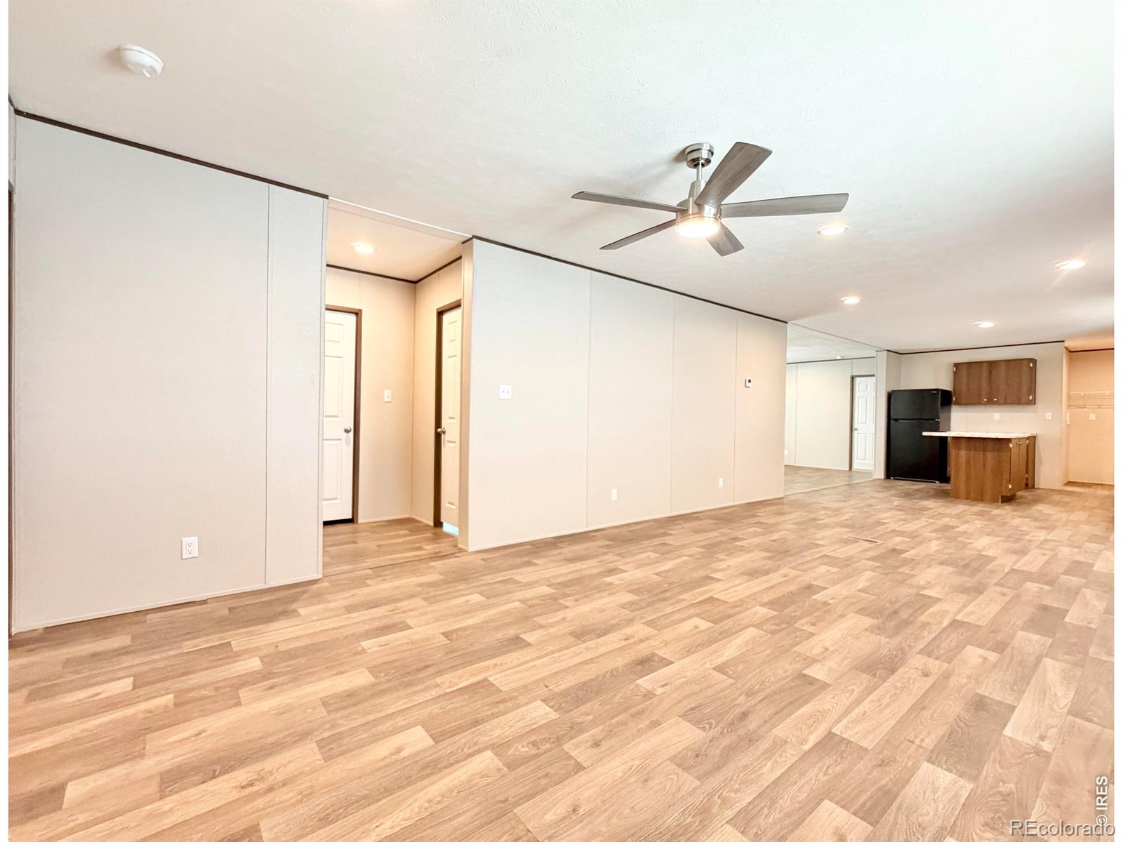 MLS Image #9 for 103  beach drive,log lane village, Colorado