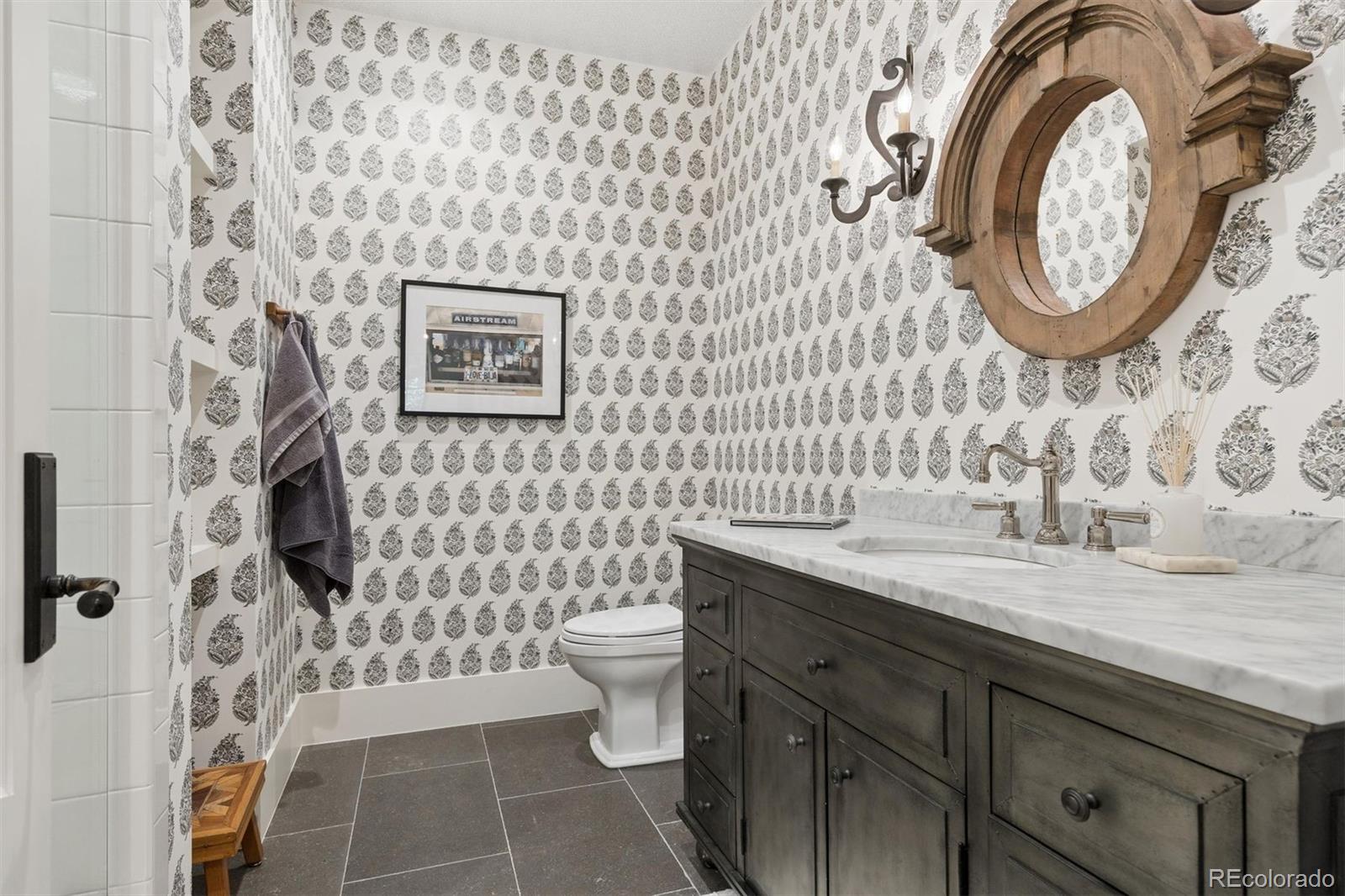 MLS Image #30 for 2201 s adams street,denver, Colorado