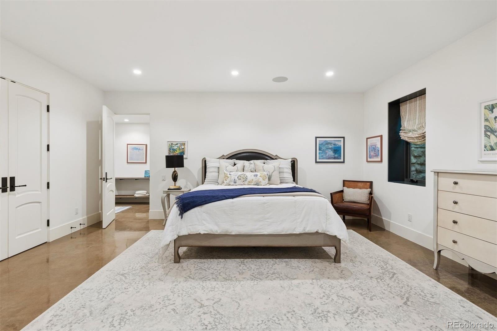 MLS Image #33 for 2201 s adams street,denver, Colorado