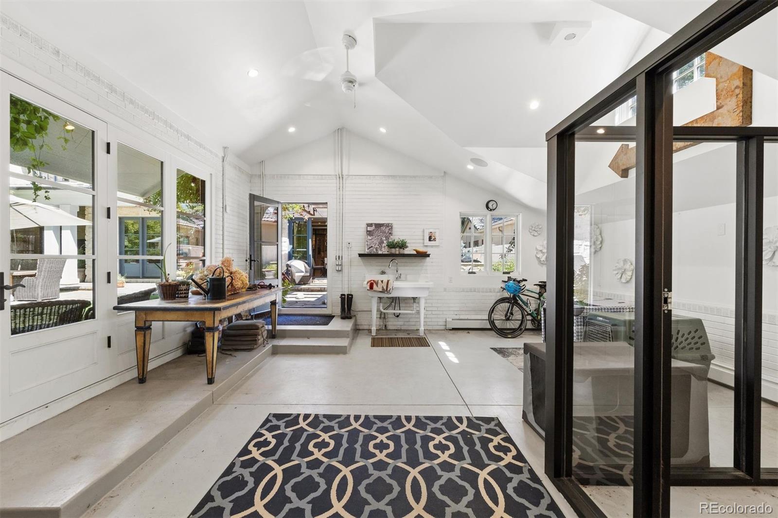 MLS Image #38 for 2201 s adams street,denver, Colorado