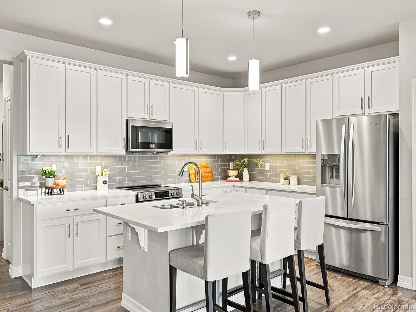 MLS Image #10 for 7266 s robertsdale way,aurora, Colorado