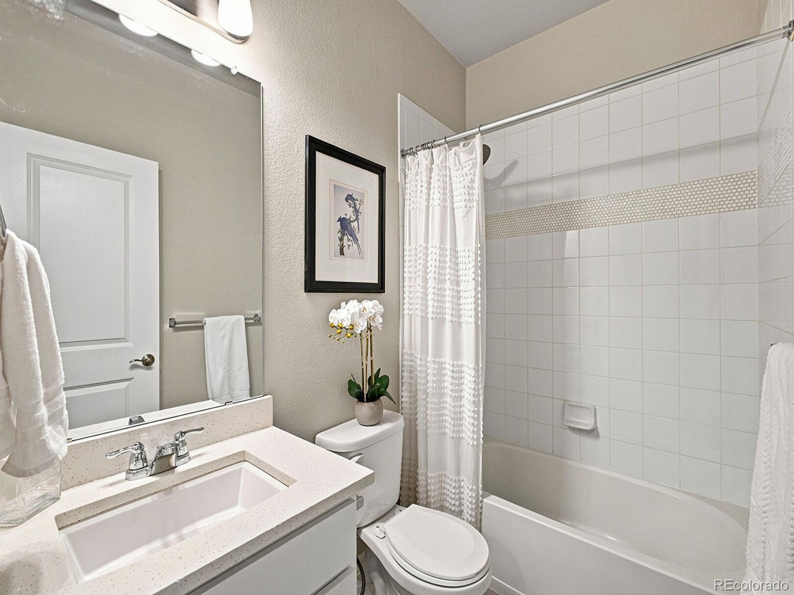 MLS Image #3 for 7266 s robertsdale way,aurora, Colorado