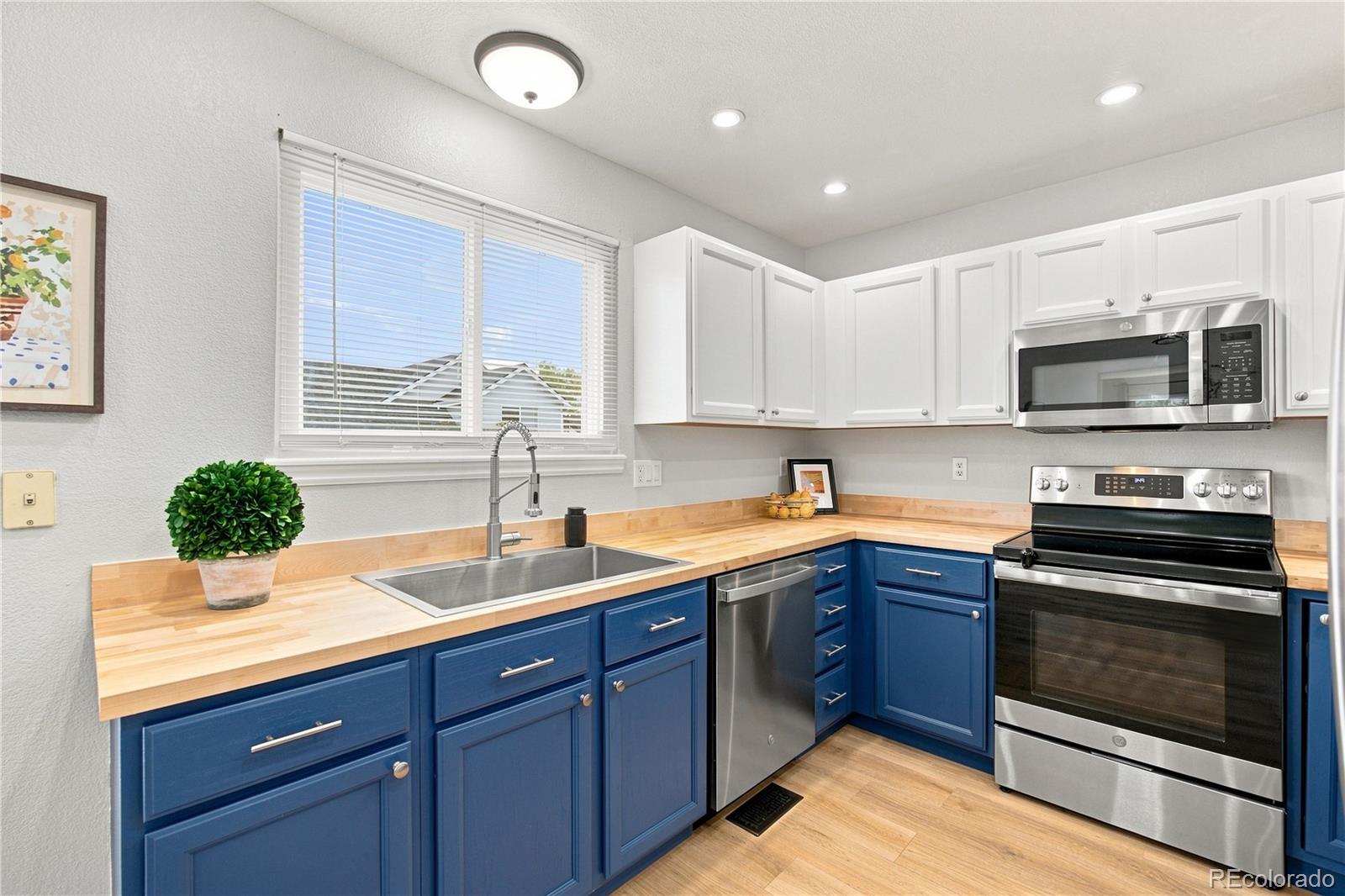 MLS Image #10 for 3435 e 106th place,northglenn, Colorado