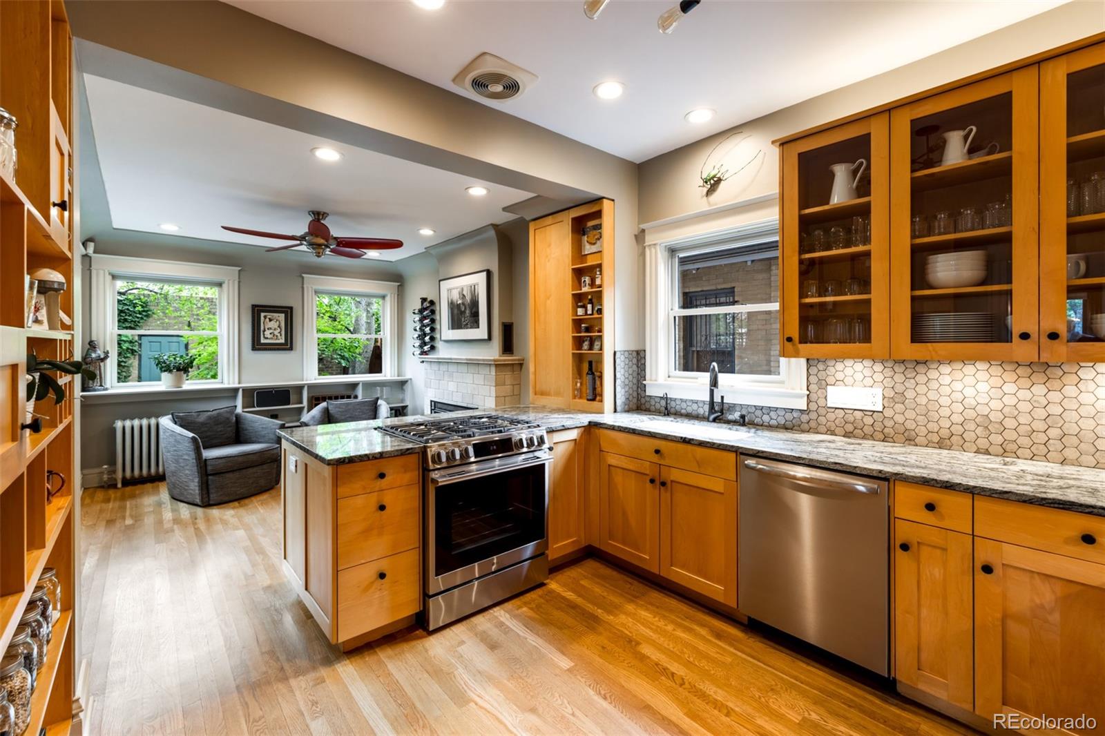 MLS Image #11 for 3701  eliot street,denver, Colorado