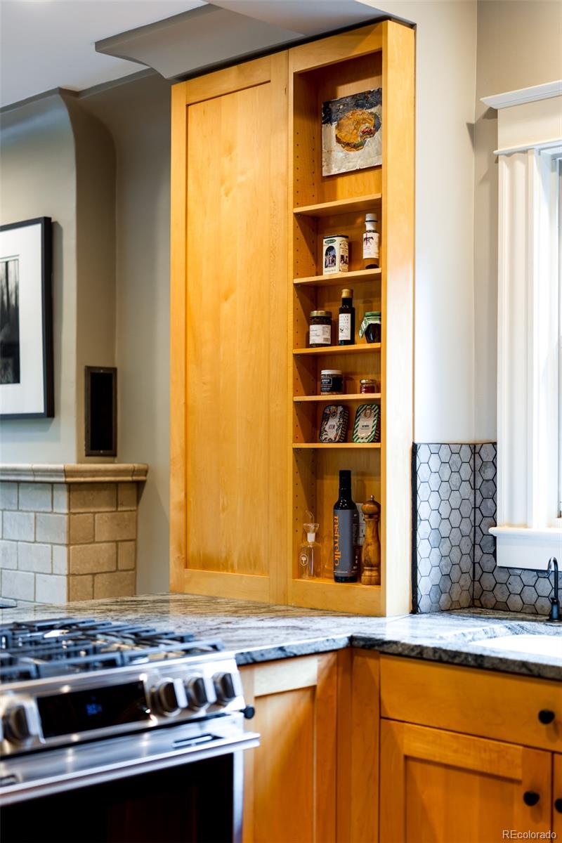 MLS Image #13 for 3701  eliot street,denver, Colorado