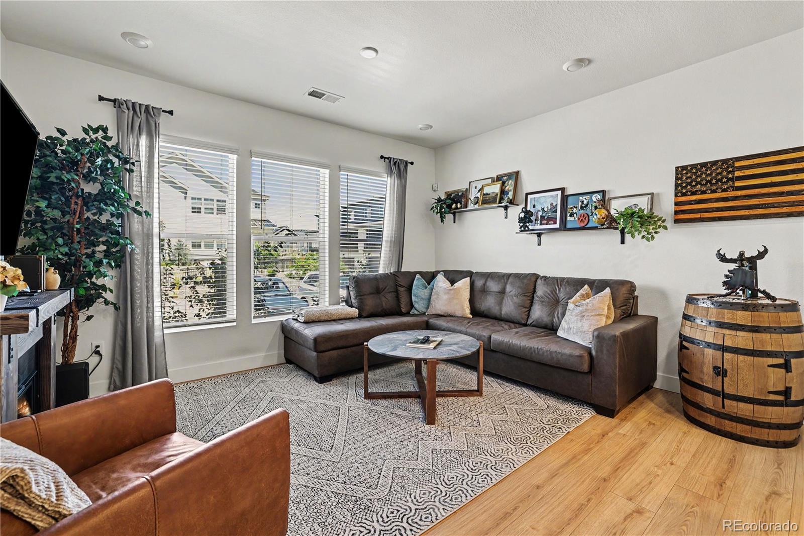 MLS Image #5 for 8863  fraser river loop ,littleton, Colorado