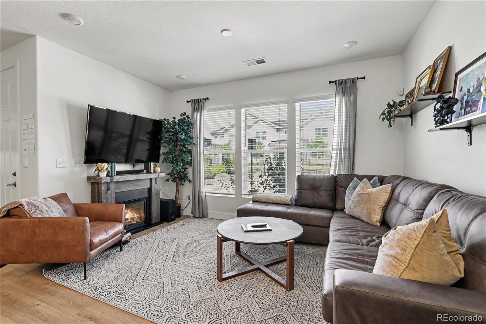 MLS Image #6 for 8863  fraser river loop ,littleton, Colorado
