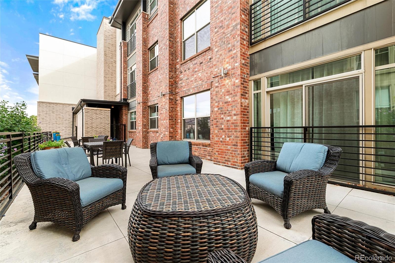 MLS Image #18 for 155 s monaco street parkway,denver, Colorado