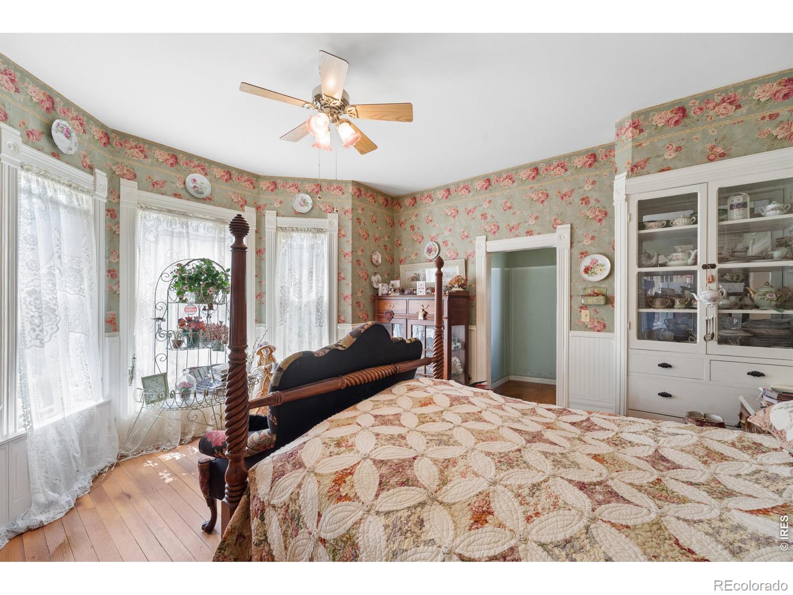 MLS Image #7 for 1341 n 95th street,lafayette, Colorado