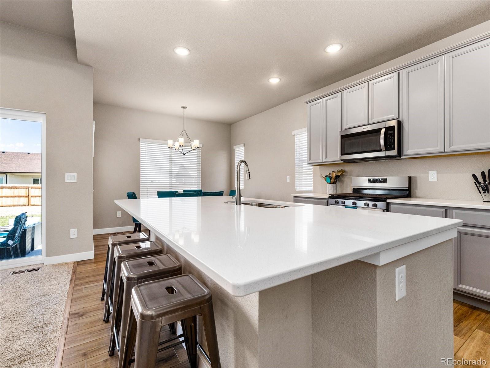 MLS Image #15 for 817 e maybell drive,pueblo west, Colorado