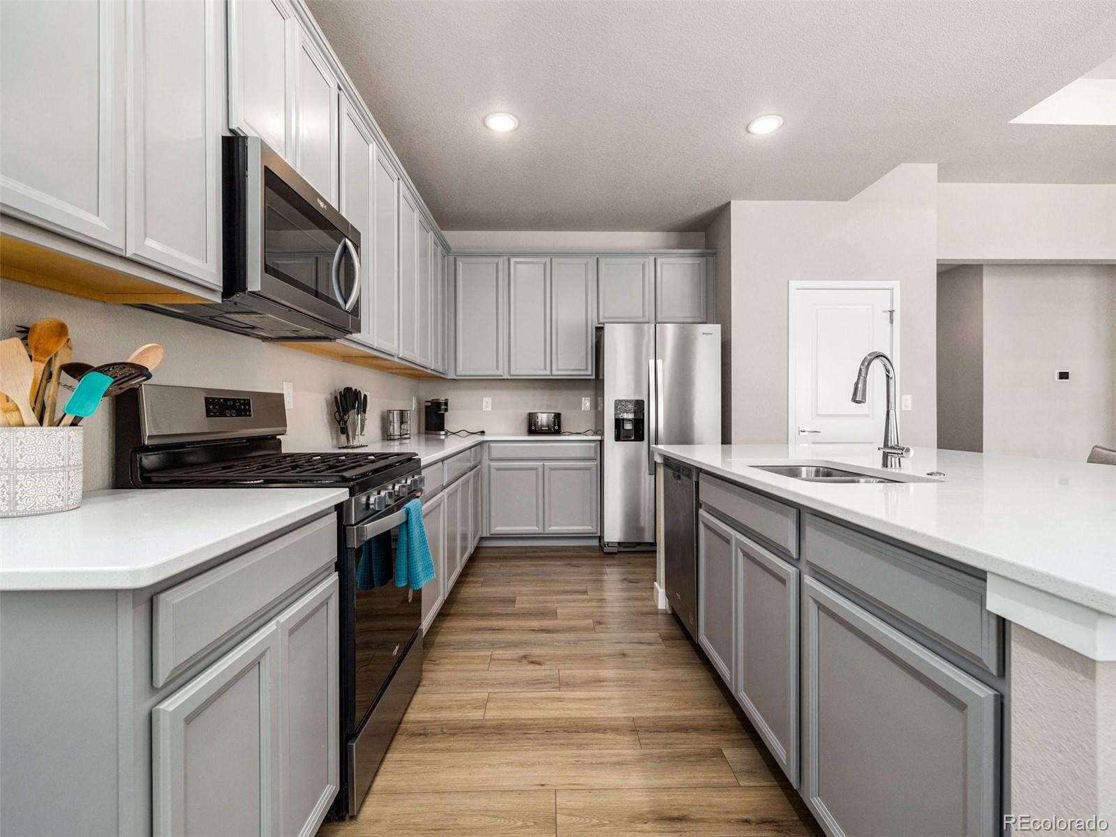 MLS Image #17 for 817 e maybell drive,pueblo west, Colorado
