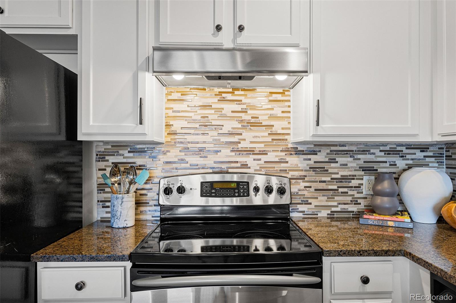 MLS Image #2 for 1475  delgany street 308,denver, Colorado