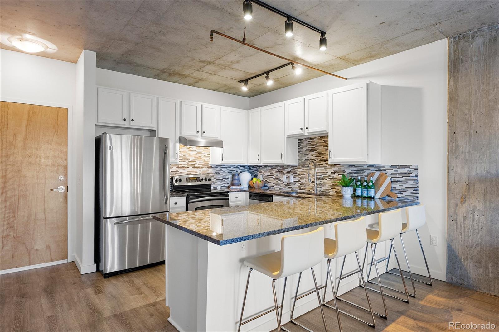 MLS Image #5 for 1475  delgany street 308,denver, Colorado