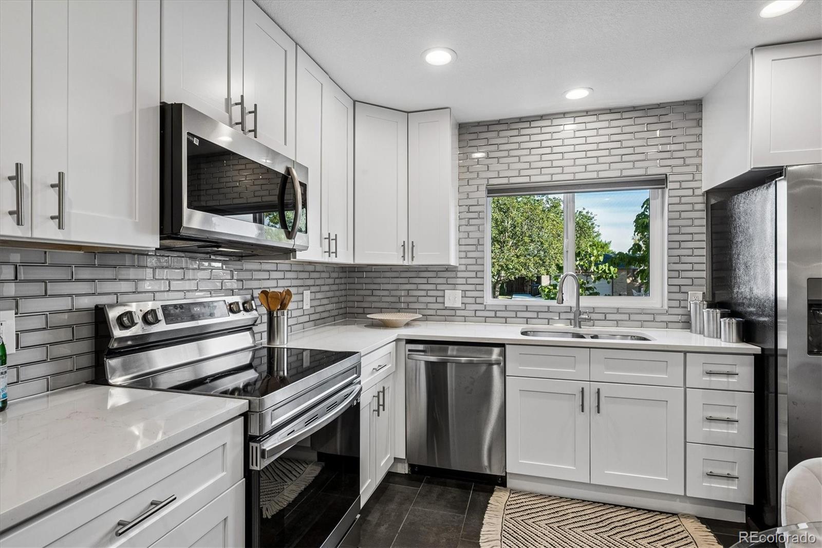 MLS Image #5 for 6158 w 75th drive,arvada, Colorado