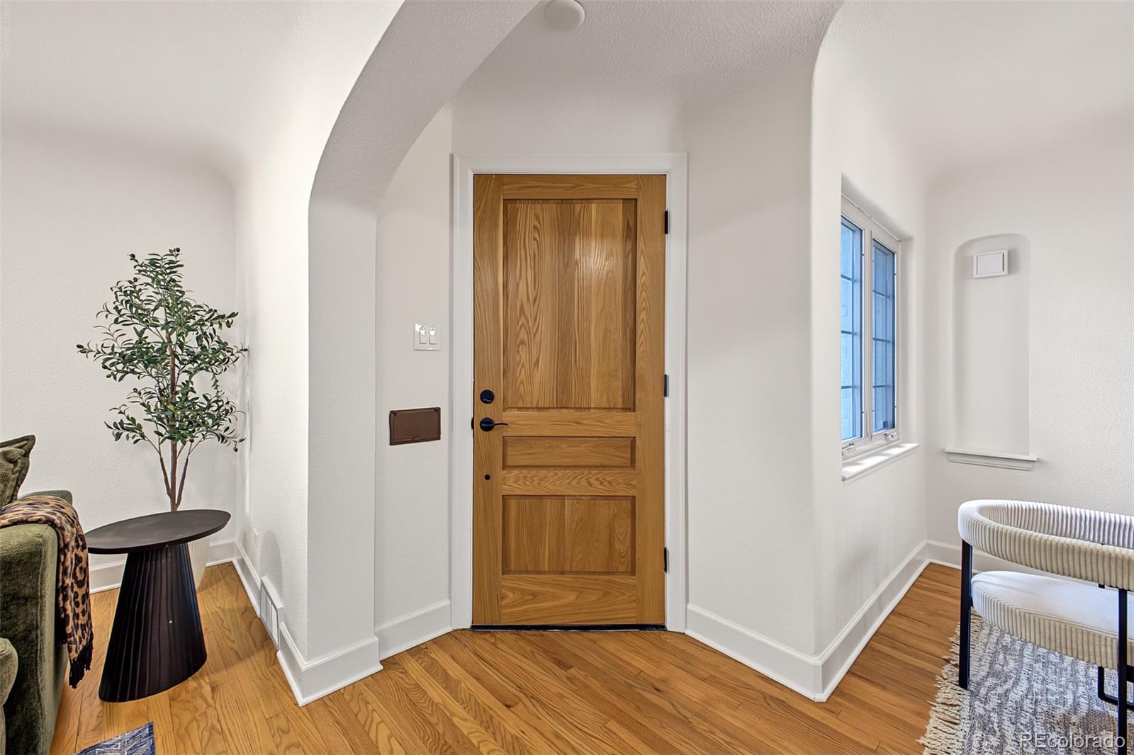 MLS Image #2 for 1210  holly street,denver, Colorado