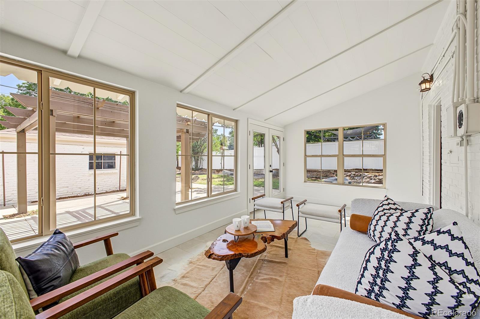 MLS Image #21 for 1210  holly street,denver, Colorado