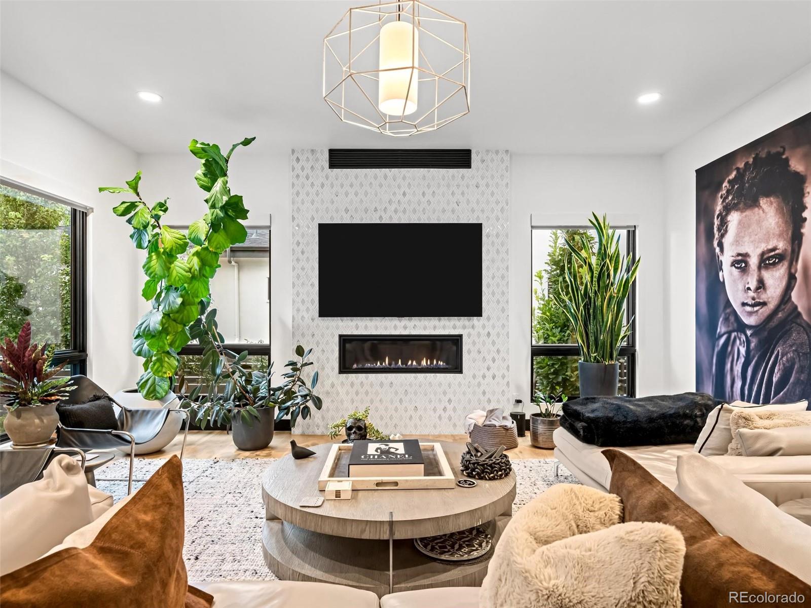 MLS Image #13 for 2110 s cook street,denver, Colorado