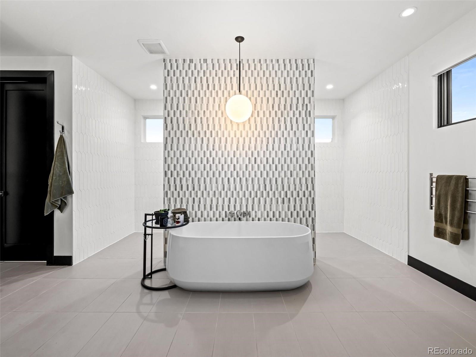MLS Image #30 for 2110 s cook street,denver, Colorado