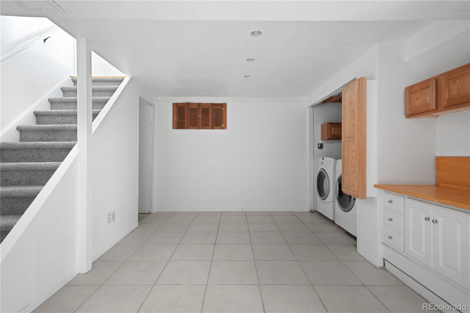 MLS Image #15 for 1507 s field court,denver, Colorado