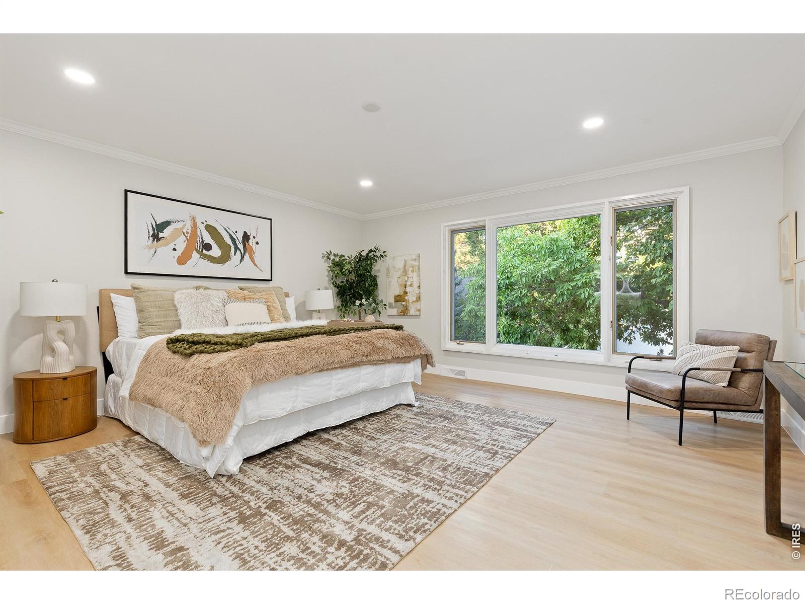 MLS Image #13 for 4505 s yosemite street,denver, Colorado