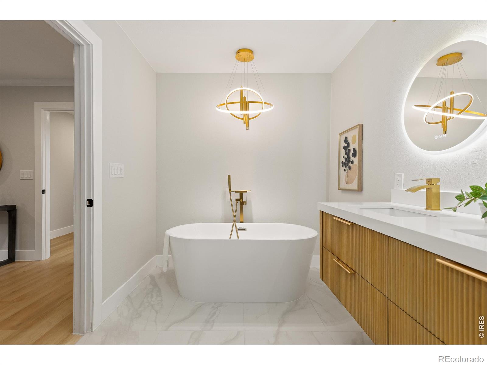 MLS Image #16 for 4505 s yosemite street,denver, Colorado