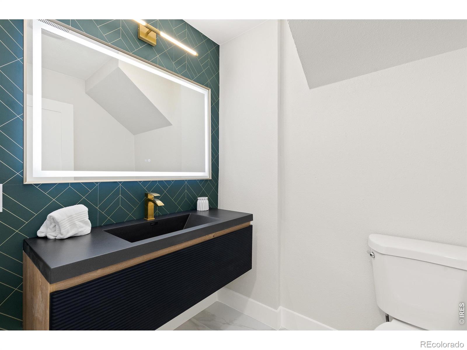 MLS Image #21 for 4505 s yosemite street,denver, Colorado
