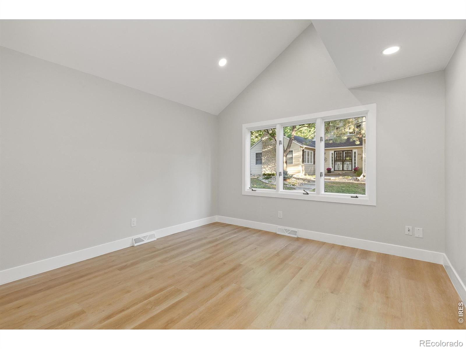MLS Image #23 for 4505 s yosemite street,denver, Colorado