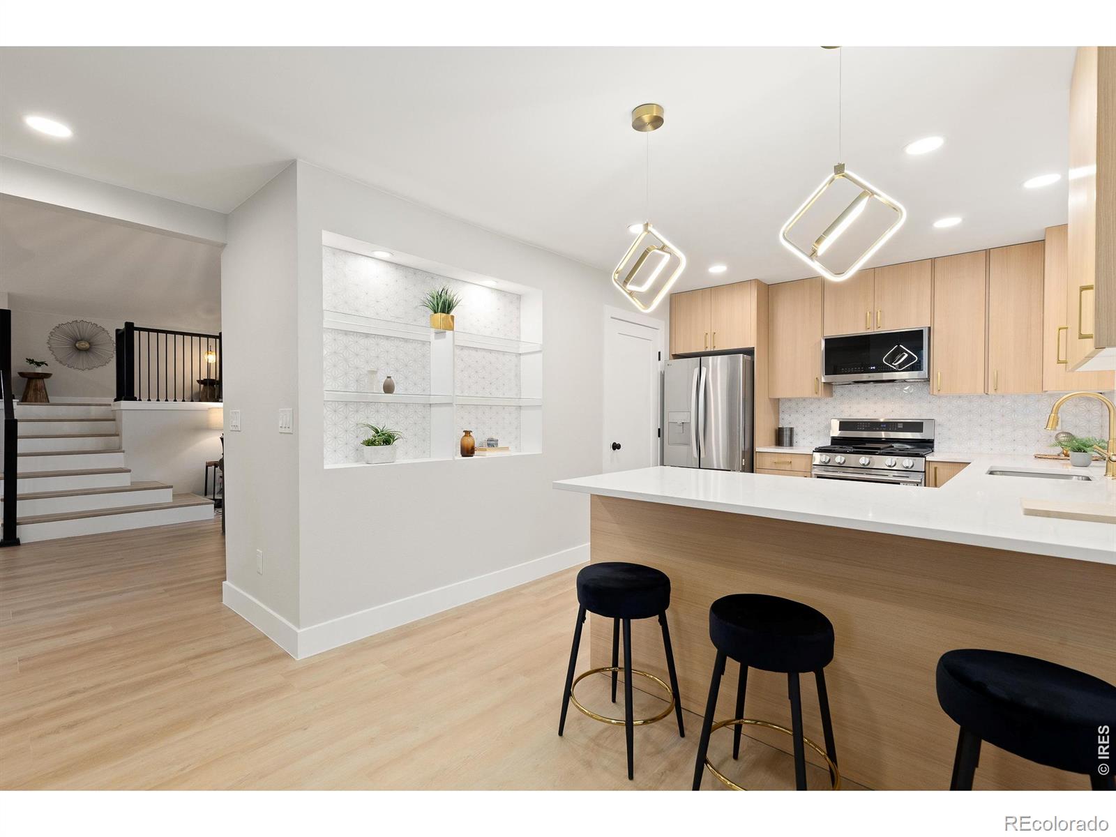 MLS Image #7 for 4505 s yosemite street,denver, Colorado