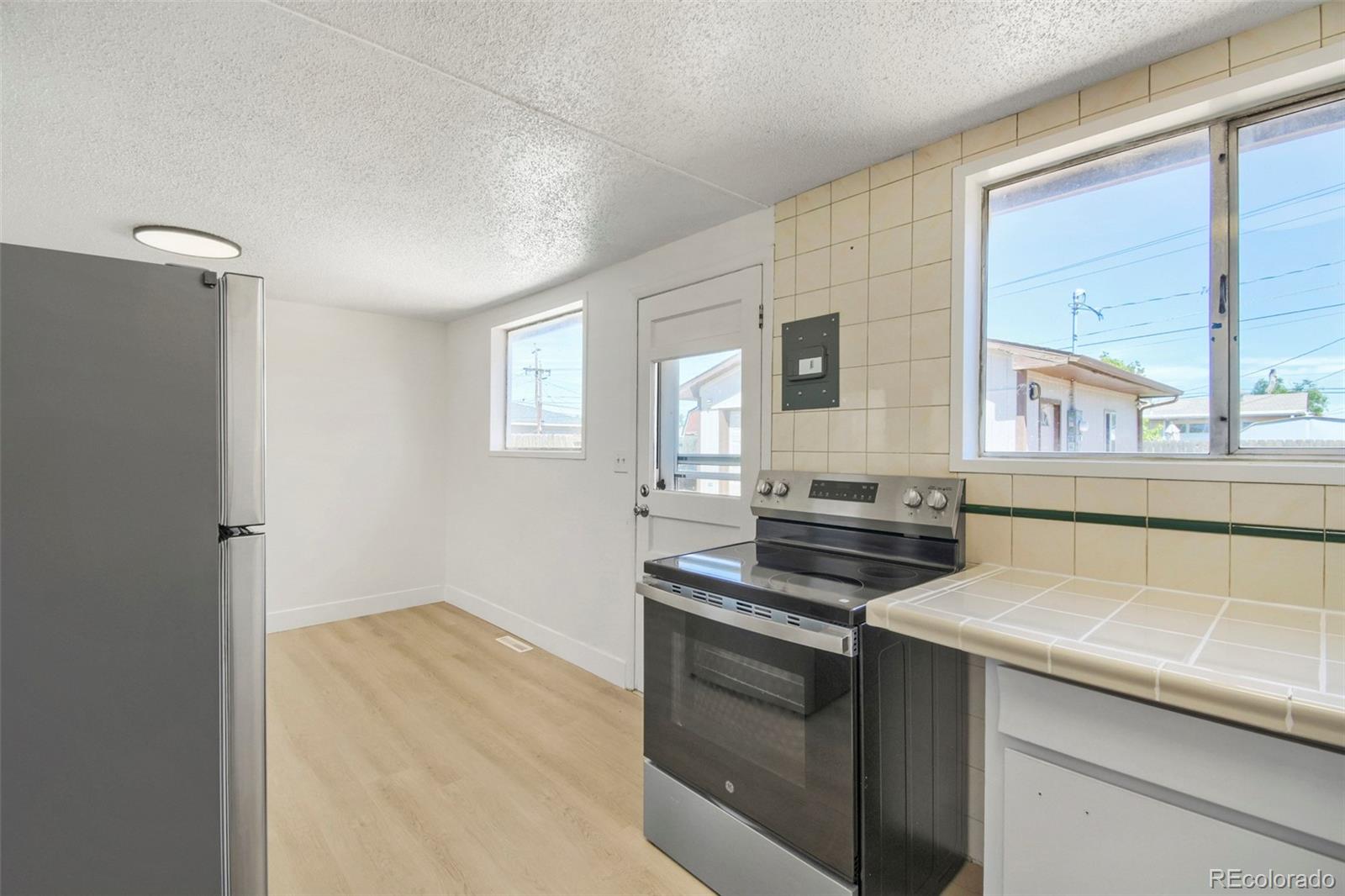 MLS Image #6 for 5661 e 77th way,commerce city, Colorado