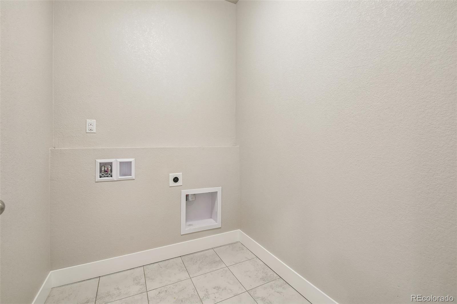 MLS Image #26 for 6837  canosa street,denver, Colorado