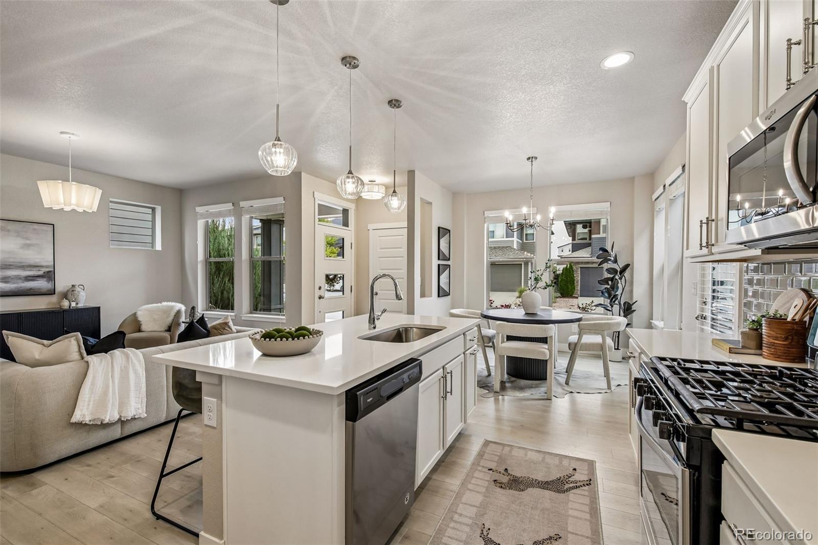MLS Image #8 for 6837  canosa street,denver, Colorado