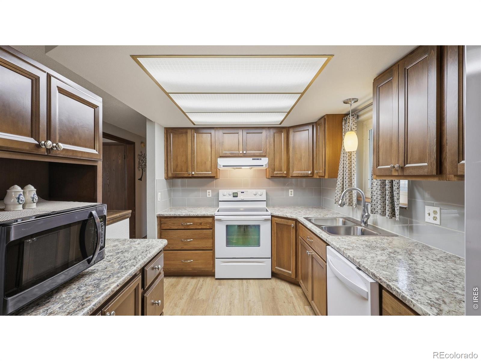 MLS Image #8 for 817  meng drive,fort morgan, Colorado