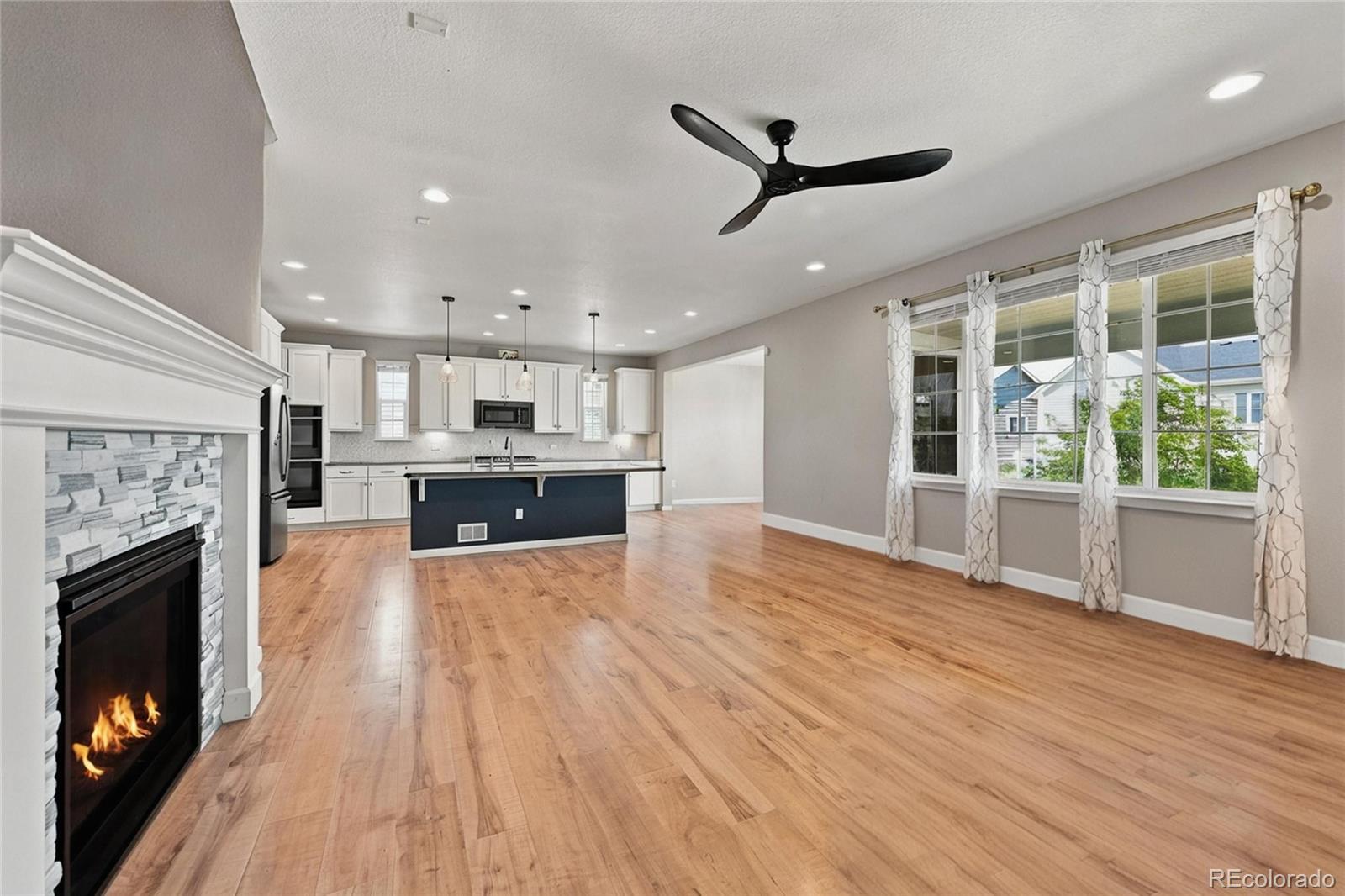 MLS Image #12 for 27645 e geddes place,aurora, Colorado