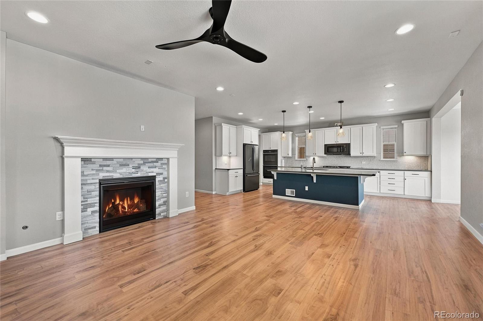 MLS Image #13 for 27645 e geddes place,aurora, Colorado
