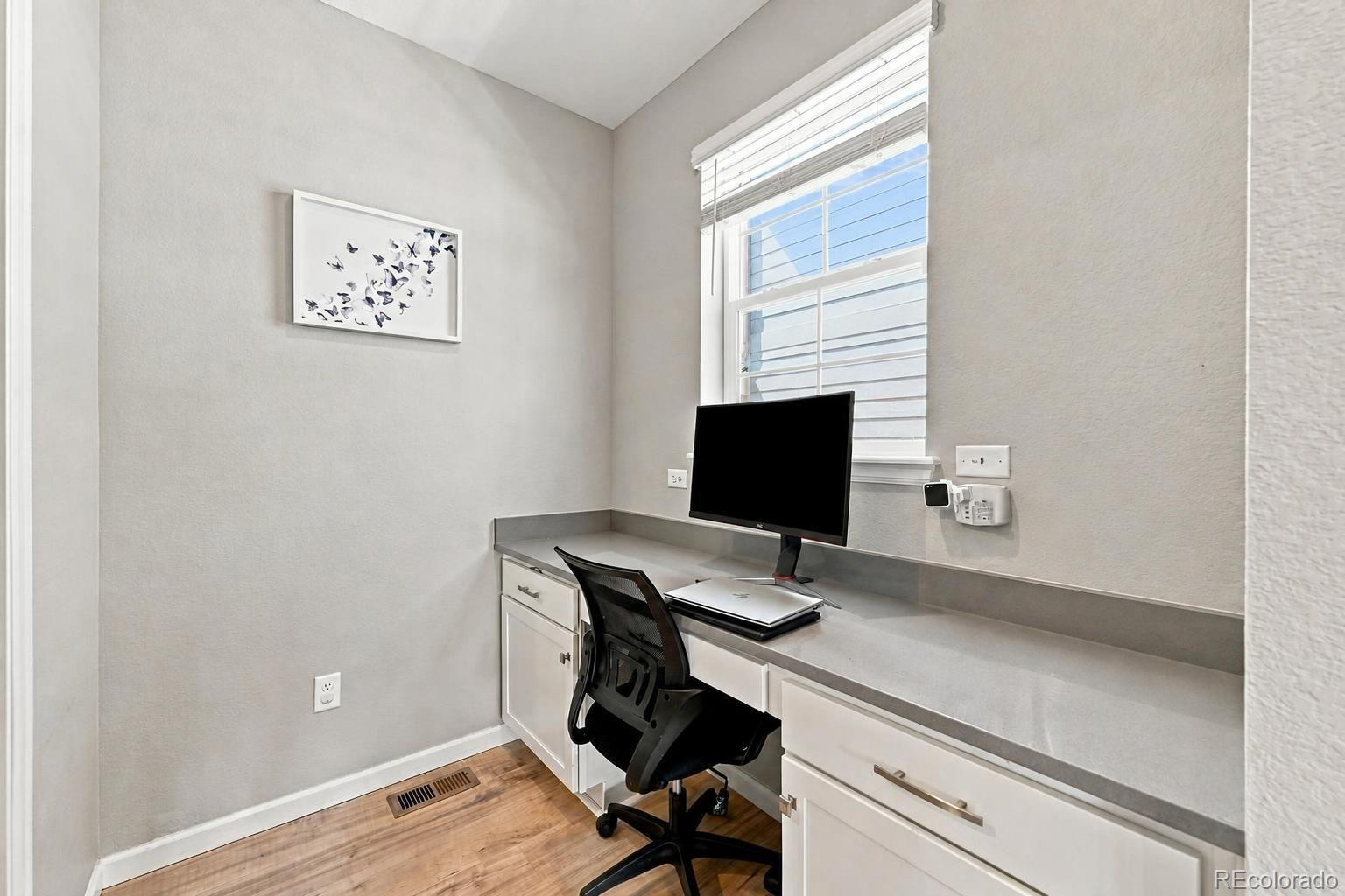 MLS Image #16 for 27645 e geddes place,aurora, Colorado