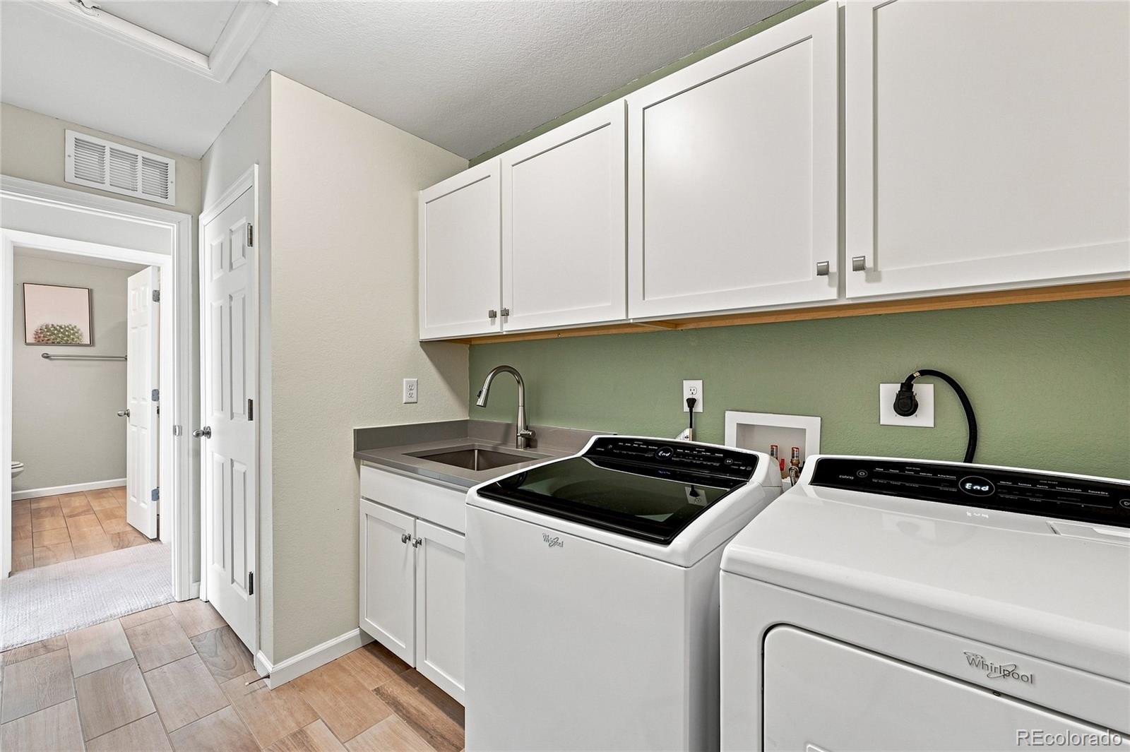 MLS Image #28 for 27645 e geddes place,aurora, Colorado