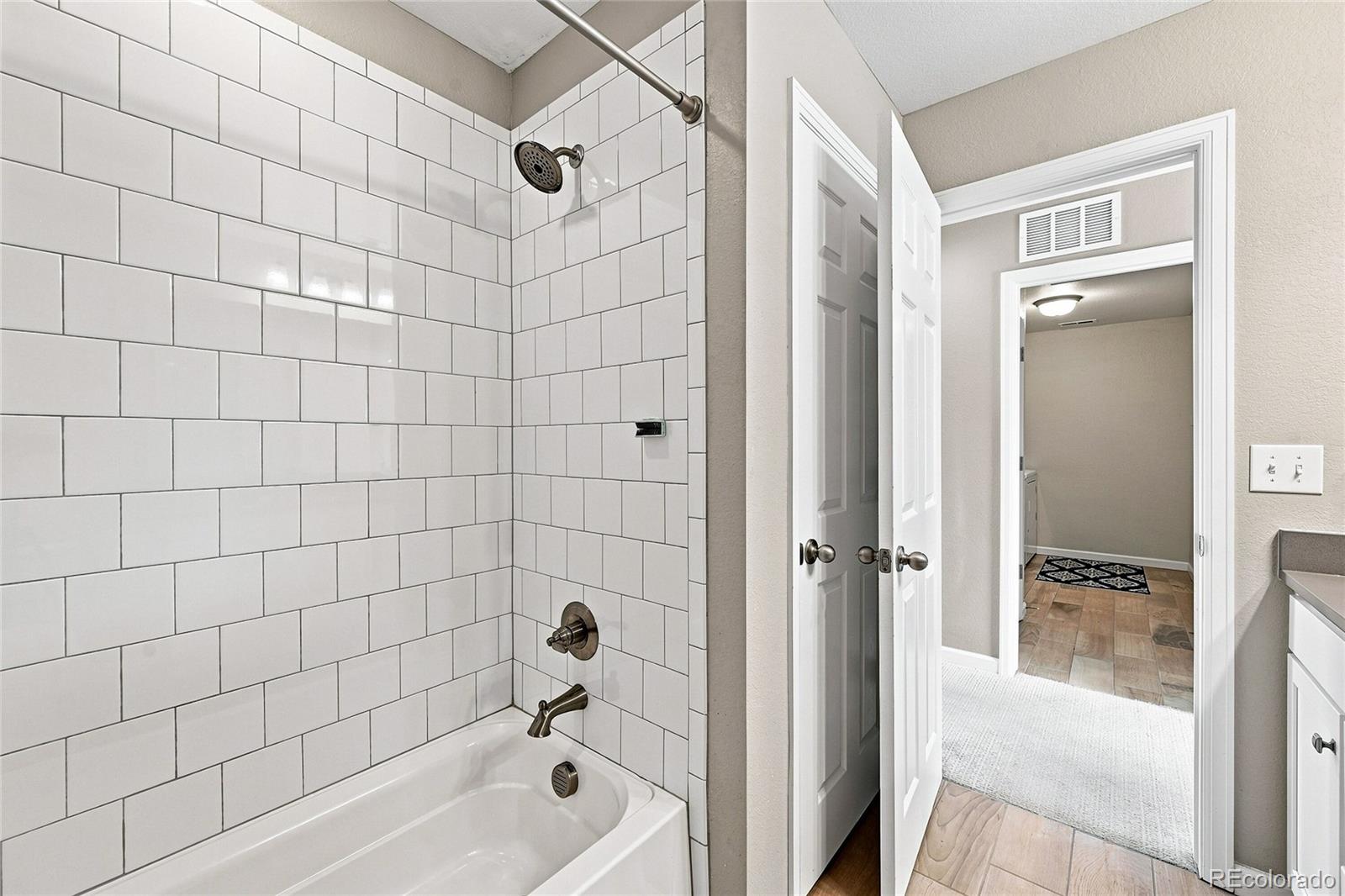 MLS Image #36 for 27645 e geddes place,aurora, Colorado