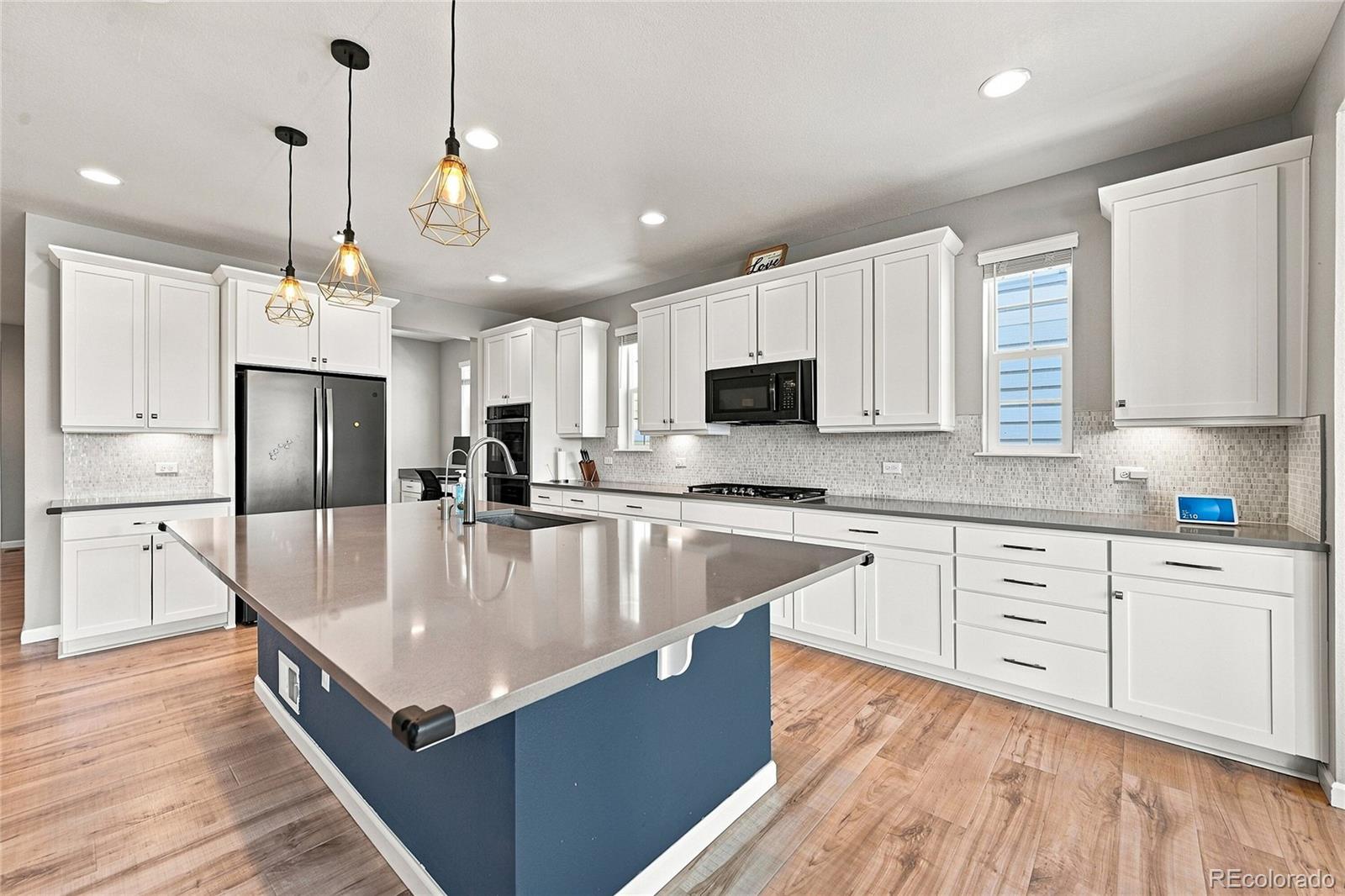 MLS Image #8 for 27645 e geddes place,aurora, Colorado