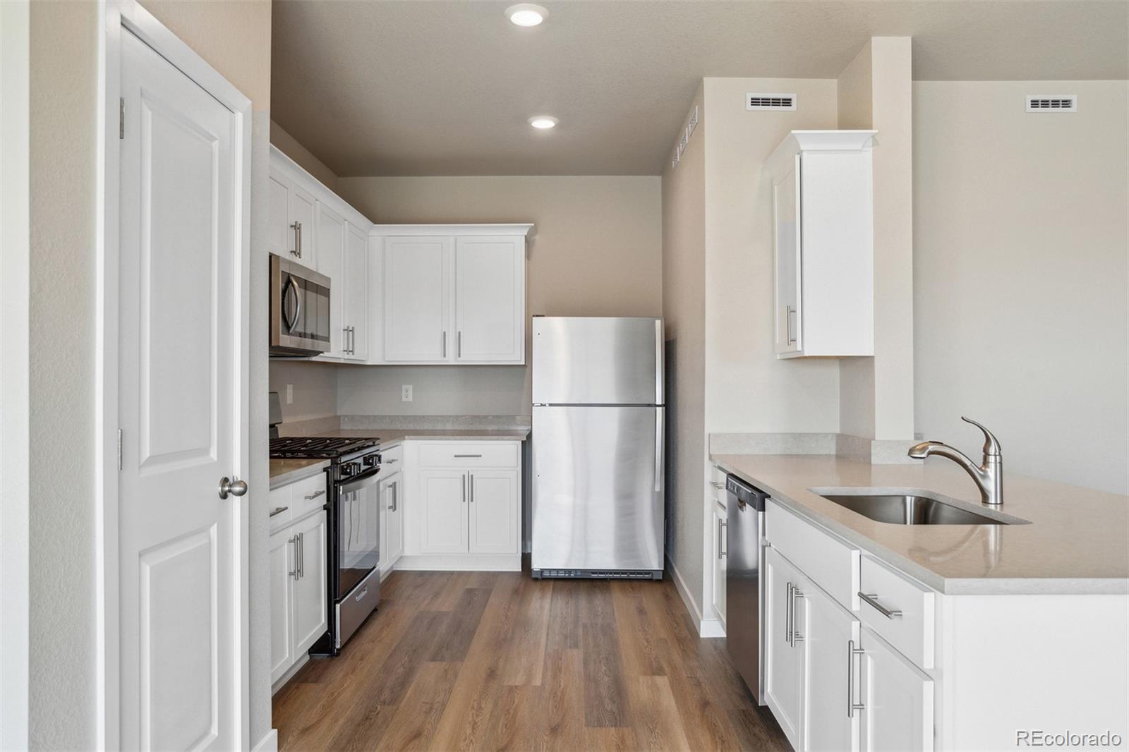 MLS Image #6 for 48185  shetland drive ,bennett, Colorado