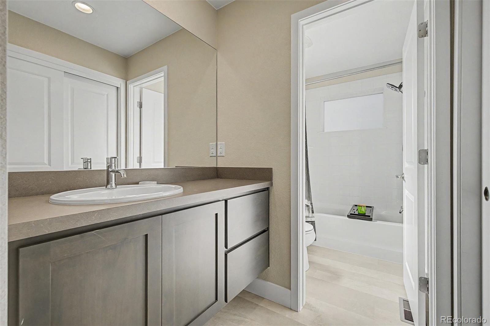 MLS Image #31 for 6707  mariposa court,denver, Colorado