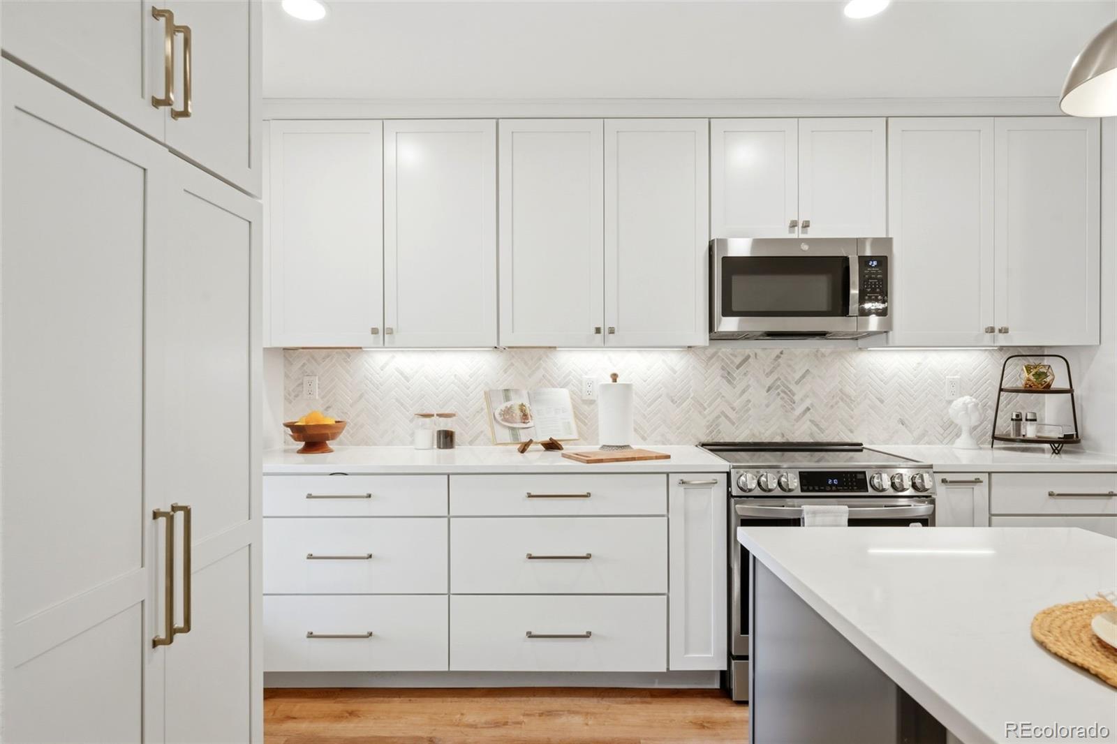 MLS Image #10 for 8512  union circle,arvada, Colorado