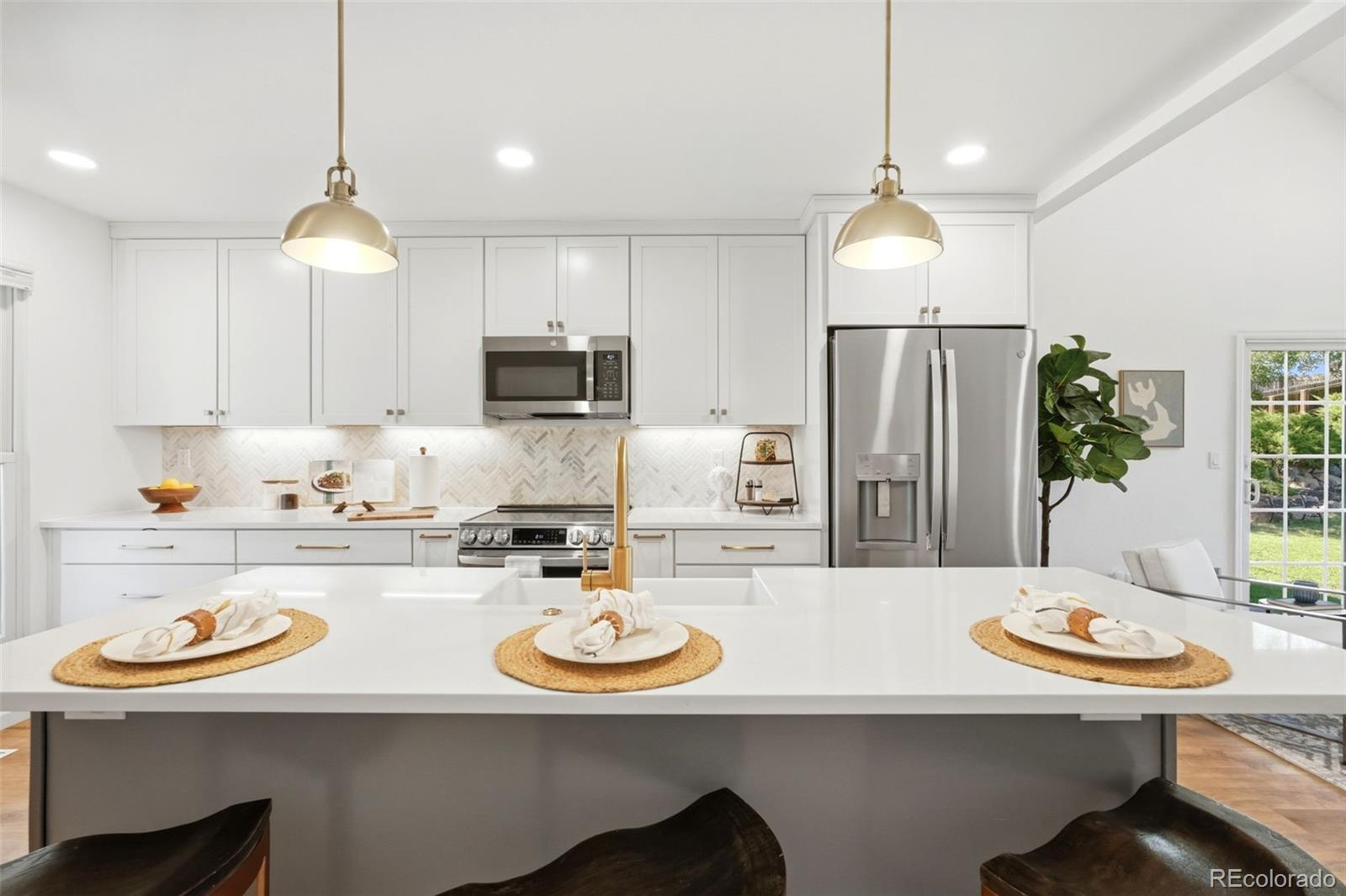 MLS Image #5 for 8512  union circle,arvada, Colorado