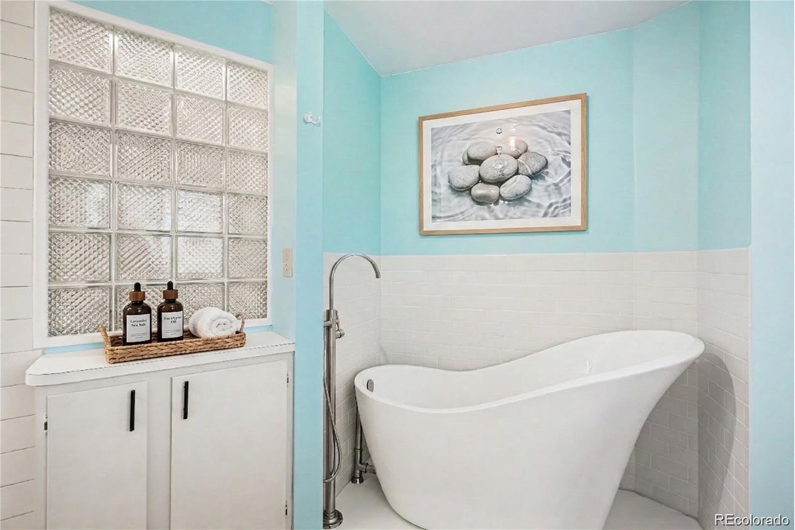 MLS Image #10 for 8095 e lehigh avenue,denver, Colorado