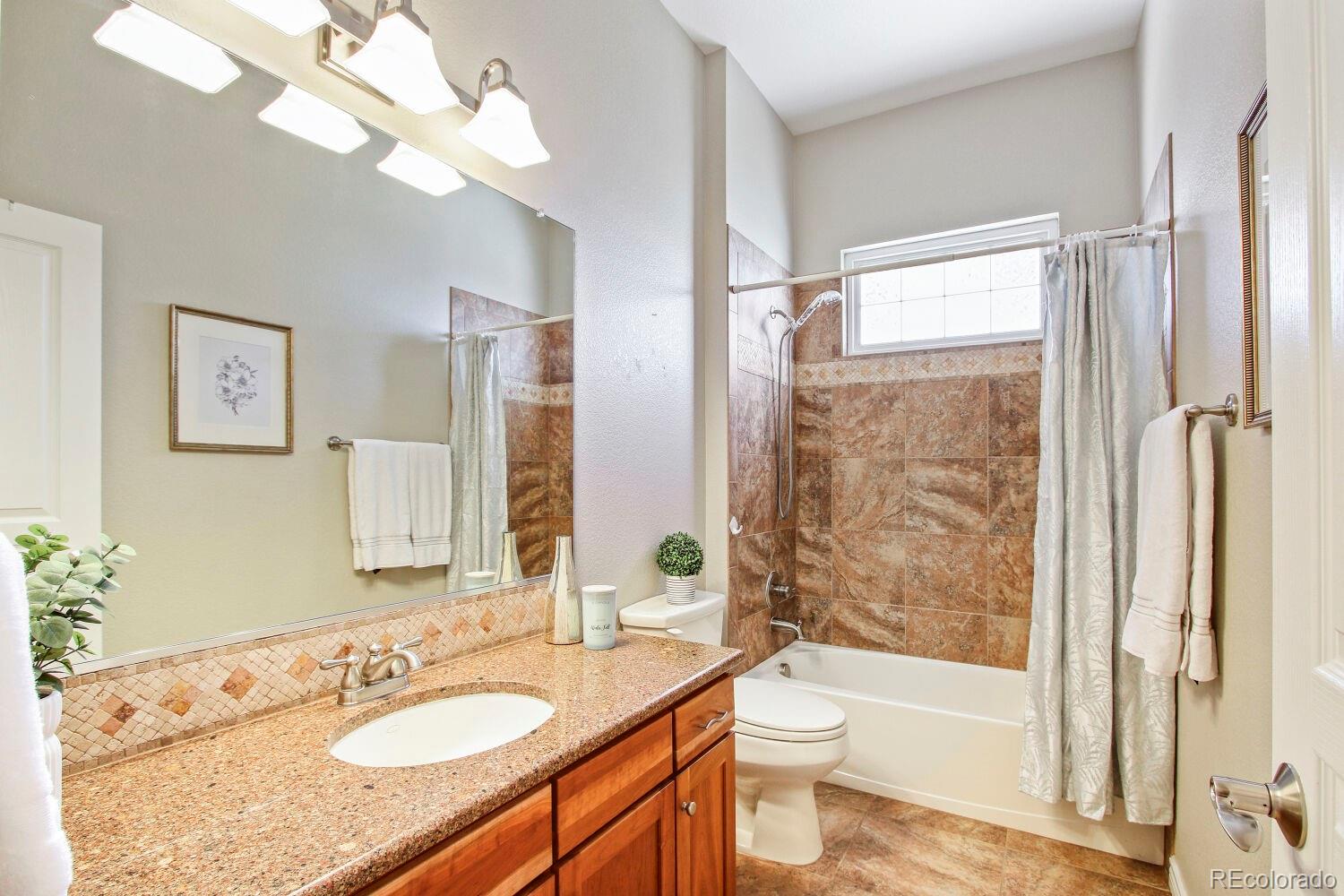 MLS Image #11 for 7538  isabell circle,arvada, Colorado