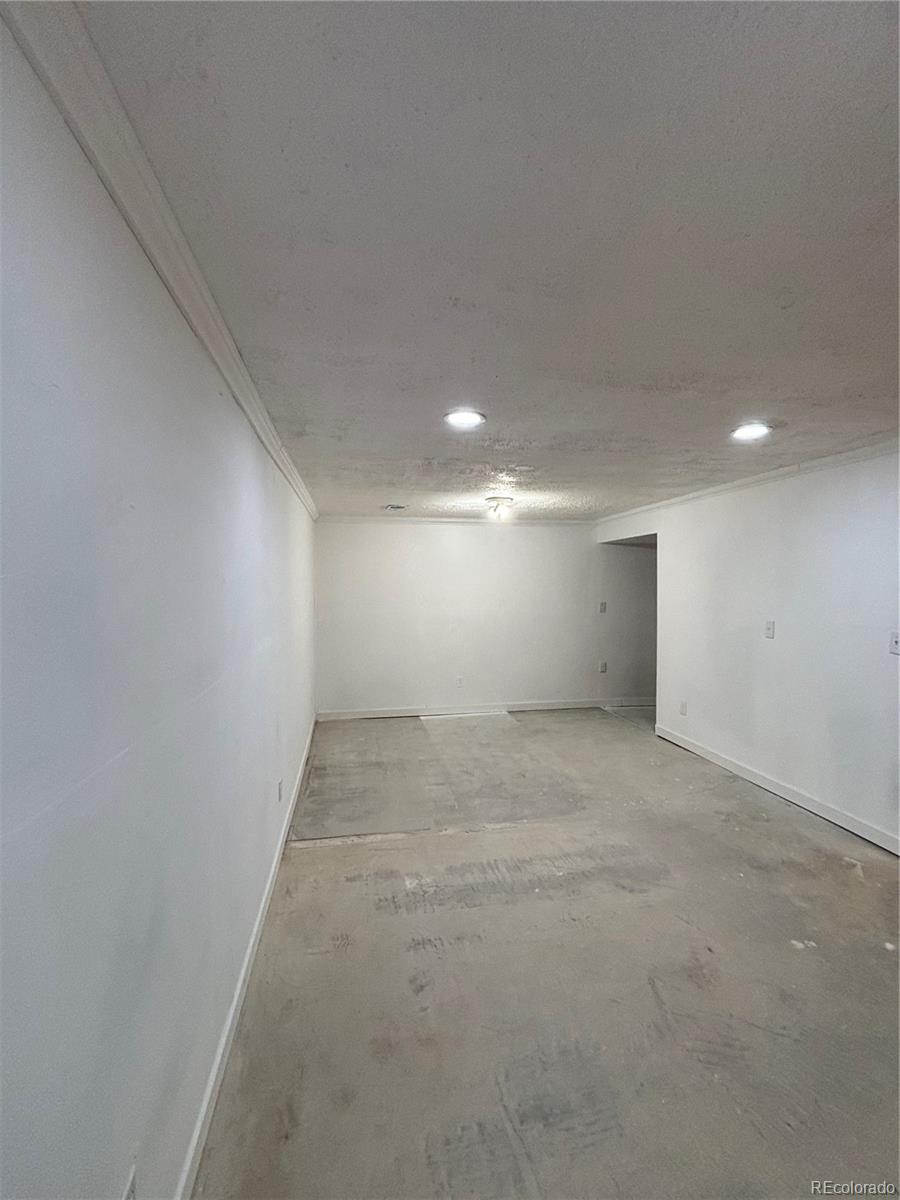 MLS Image #14 for 1325  elder street,denver, Colorado