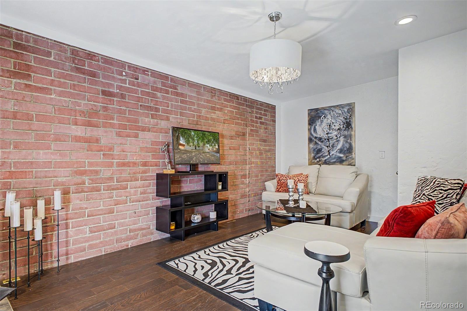 MLS Image #10 for 1140 s wolff street,denver, Colorado