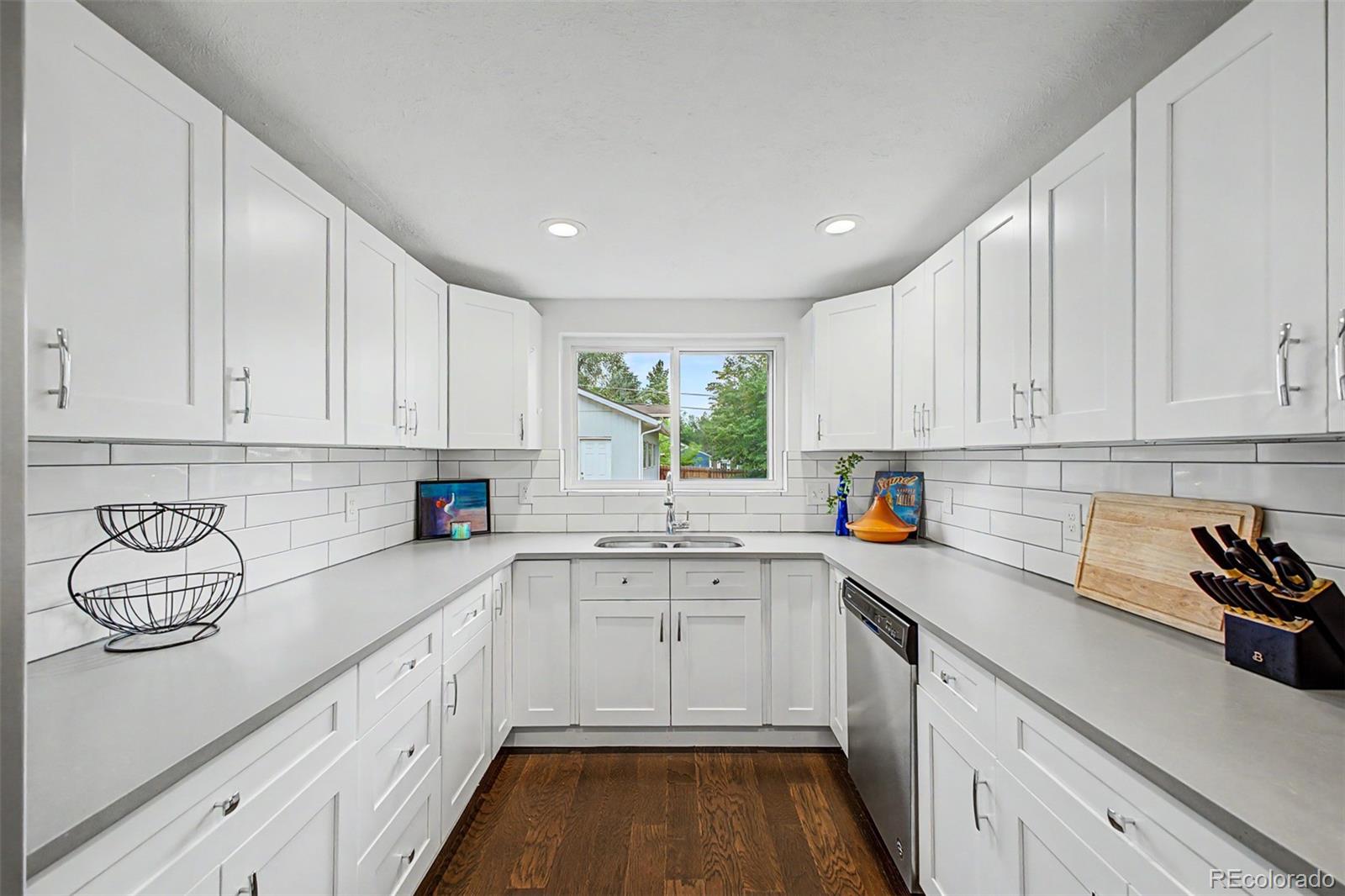 MLS Image #3 for 1140 s wolff street,denver, Colorado