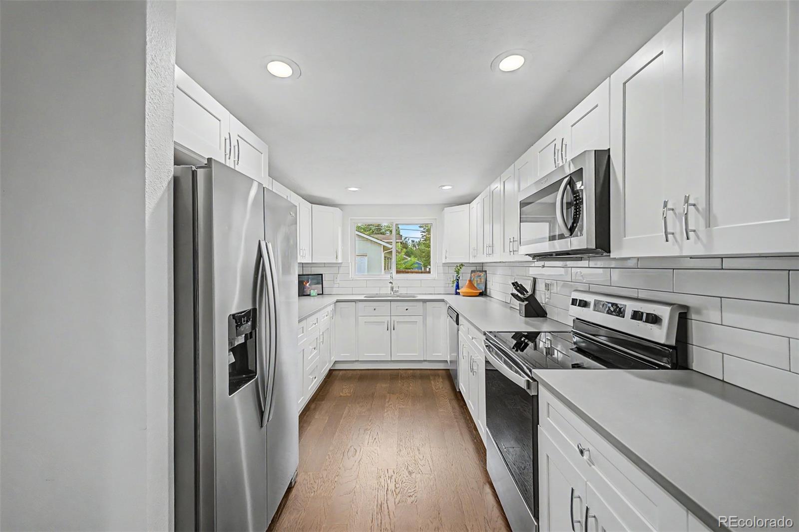 MLS Image #4 for 1140 s wolff street,denver, Colorado