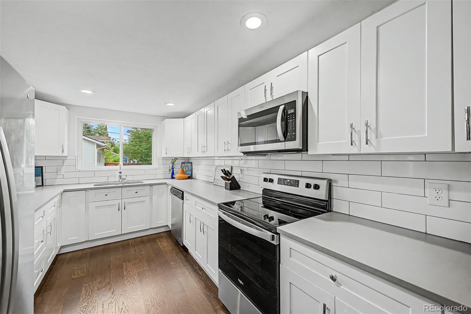 MLS Image #5 for 1140 s wolff street,denver, Colorado