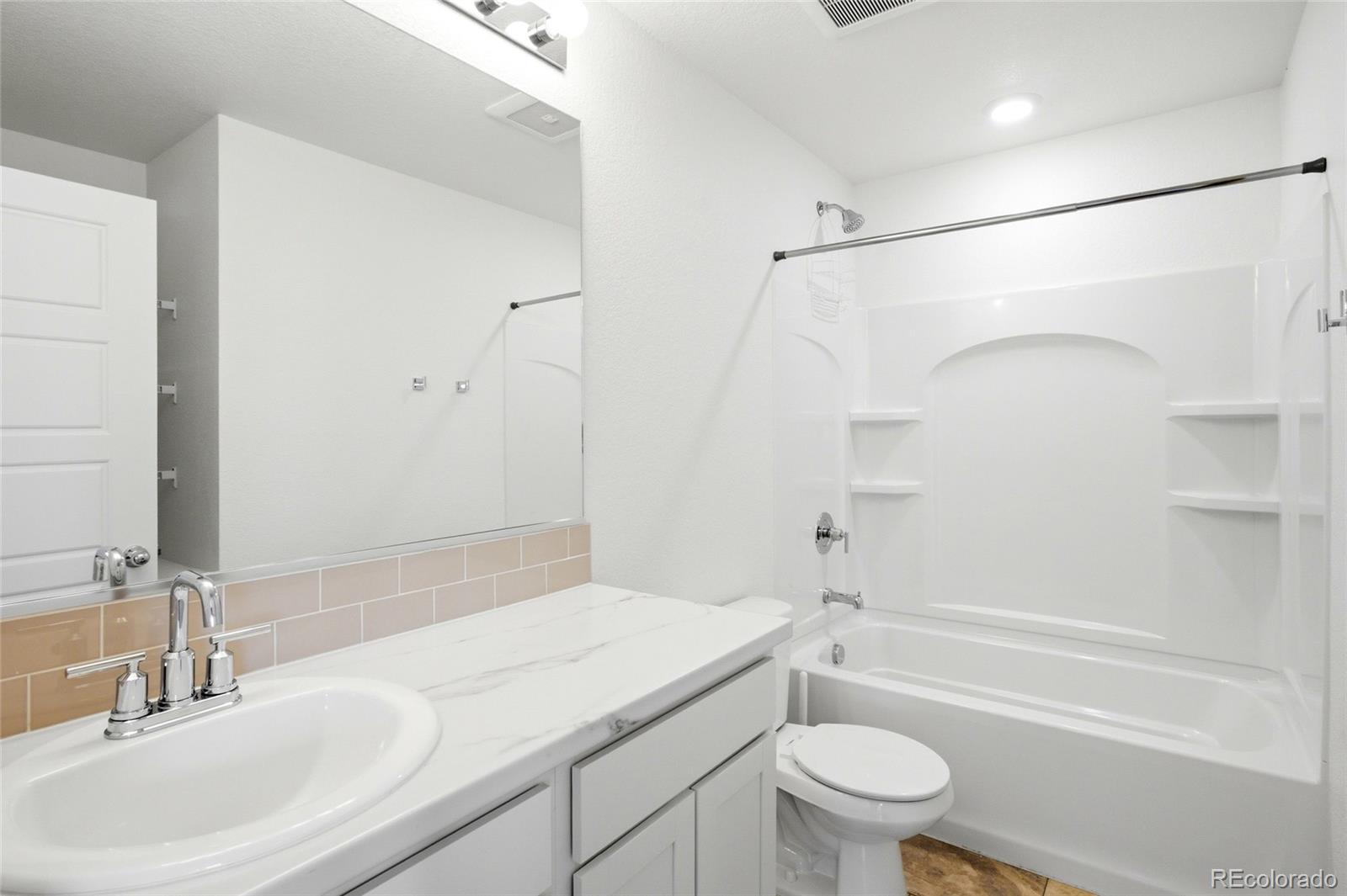 MLS Image #17 for 3601  lake clark street,evans, Colorado